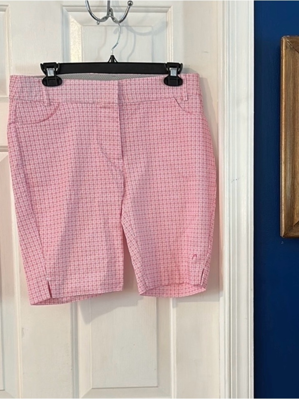 Women’s Head Golf Pink & White Bermuda Style Athletic Golf Shorts Size 8